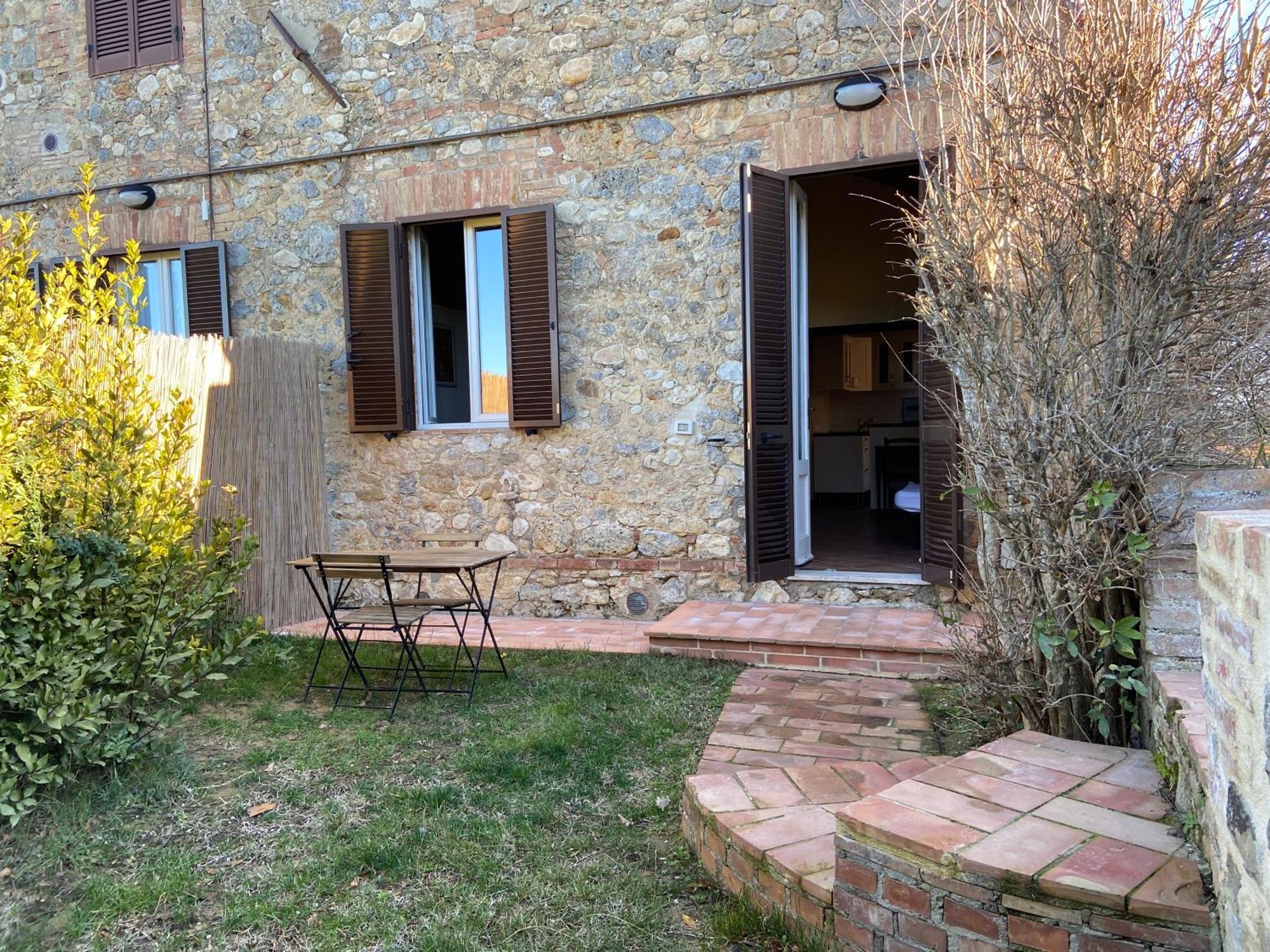 Casaletolfe Residence Siena Bagian luar foto