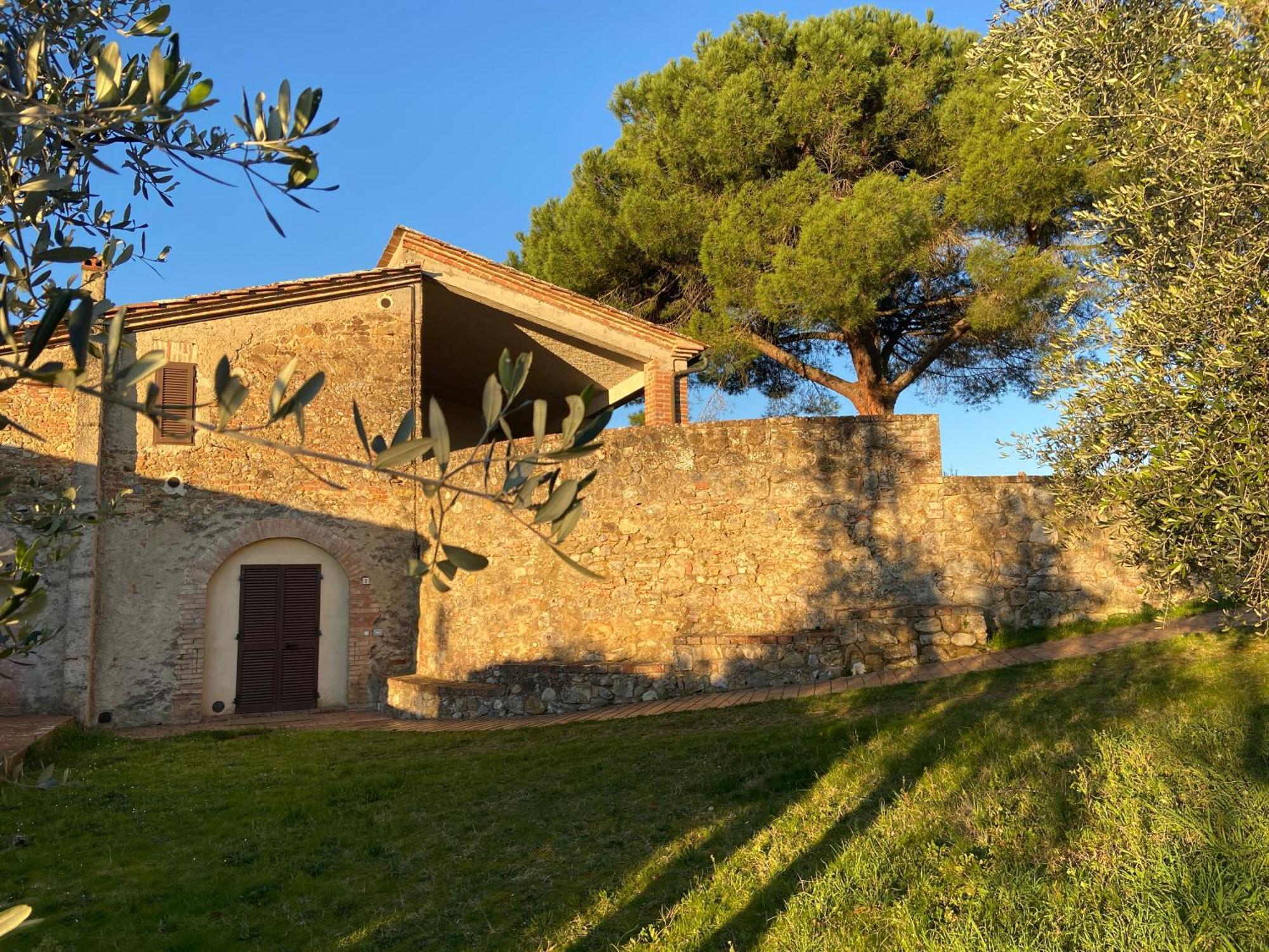 Casaletolfe Residence Siena Bagian luar foto